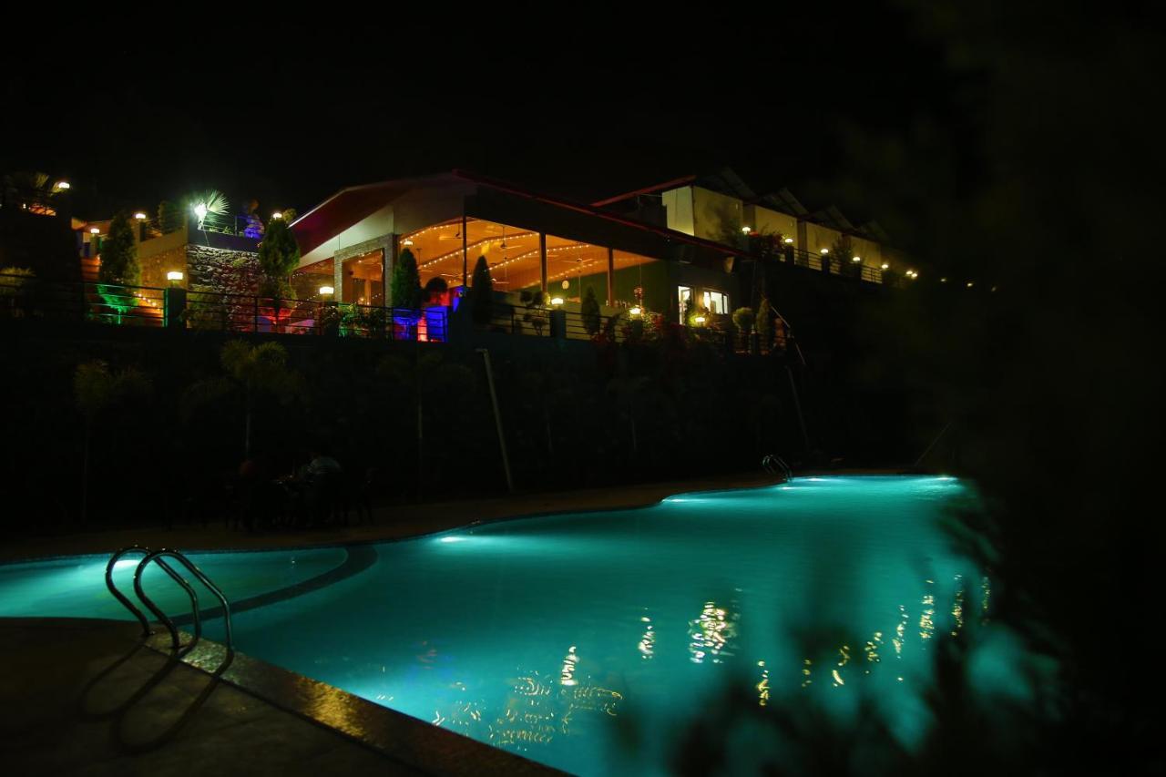 Hoa Resorts - Mountain View With Infinity Pool Shivpuri  Exterior photo